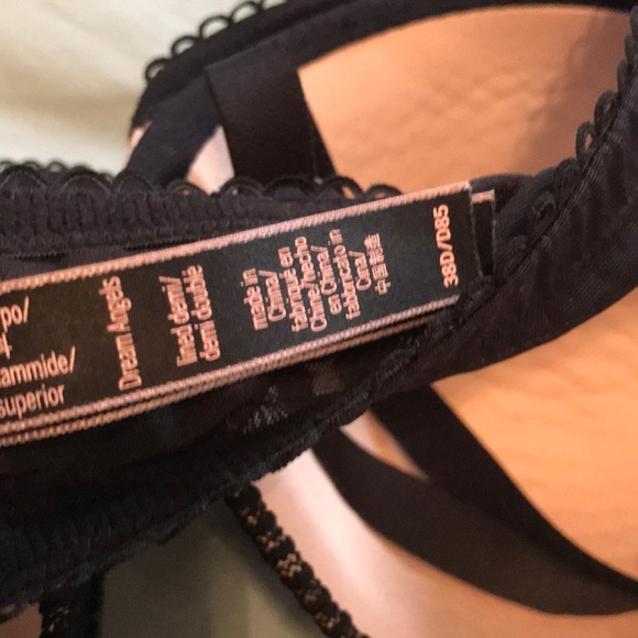 Victoria's Secret Dream Angels Demi Bra - Picture 13 of 15
